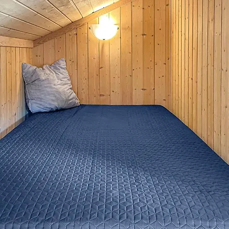 Prázdninový dům 2 Bedroom Stunning In *