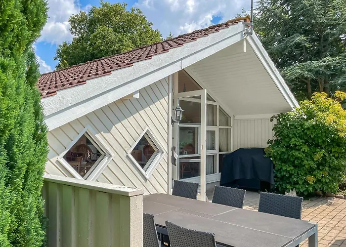 Dom wakacyjny 2 Bedroom Stunning In *